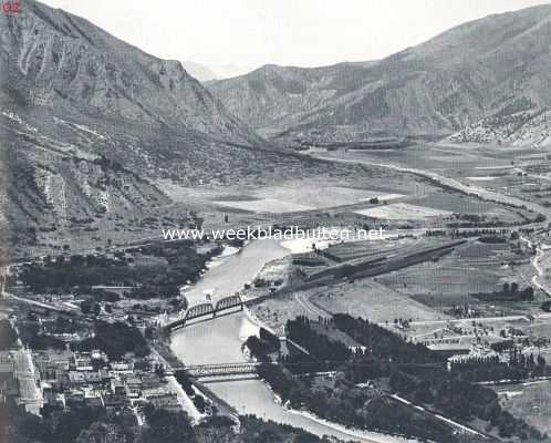 Amerika, 1924, Glenwood Springs, In het hart van Colorado. Het dal van de Grand River bij Glenwood Springs