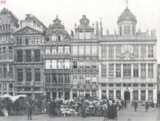 Belgi, 1924, Brussel, De Groote Markt te Brussel. Huizen aan de westzijde. Rechts: De Kruiwagen (1644) en de Koning van Spanje (1697)