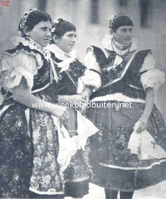 Kroati, 1924, Onbekend, Meisjes in Noord-Joegoslavi