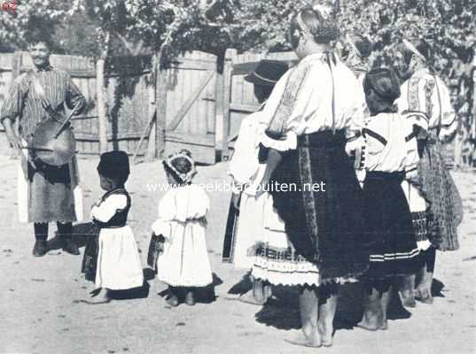 Kroati, 1924, Onbekend, De omroeper in een dorp nabij de Save