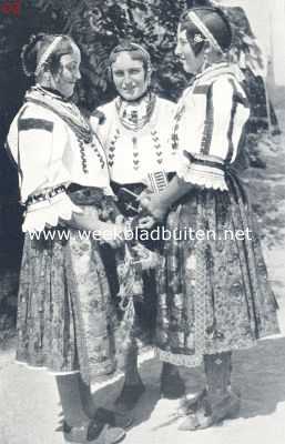 Kroati, 1924, Onbekend, Jonge Slavonische meisjes
