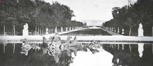 Frankrijk, 1925, Versailles, Paleizen en kasteelen om Parijs. De tuinen van Versailles. Bassin d'Apollon