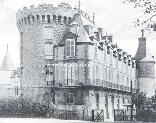 Frankrijk, 1925, Rambouillet, Paleizen en kasteelen om Parijs. Het kasteel te Rambouillet. De oude donjon en de nieuwe vleugel