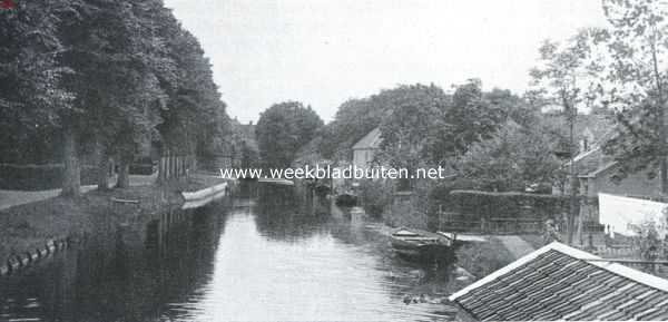 Noord-Holland, 1925, Broek in Waterland, Waterland. Grachtje te Broek in Waterland