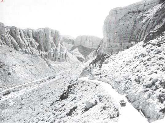 De Apache Trail. Fish Creek Canyon