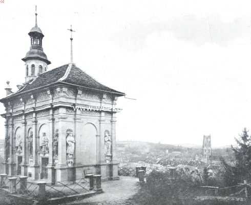 Gezicht op Fribourg van de Chapelle de Lorette af