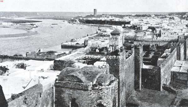 Marokko, 1925, Rabat, Rabat. Panorama van Rabat en de rivier