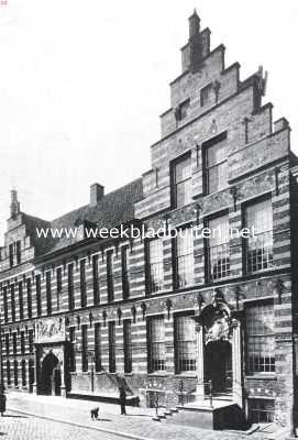 Groningen, 1925, Groningen, Het Gerechtsgebouw te Groningen. Het Gerechtsgebouw te Groningen vr de restauratie