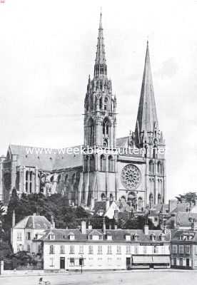 Frankrijk, 1925, Chartres, De kathedraal van Chartres. Gezicht op de kathedraal van Chartres