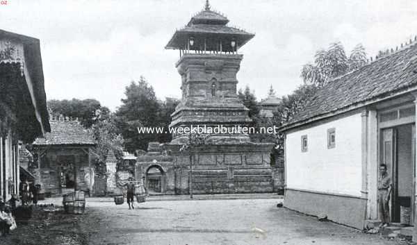 Indonesi, 1926, Kudus, Javaansche minaret in Oud-Koedoes