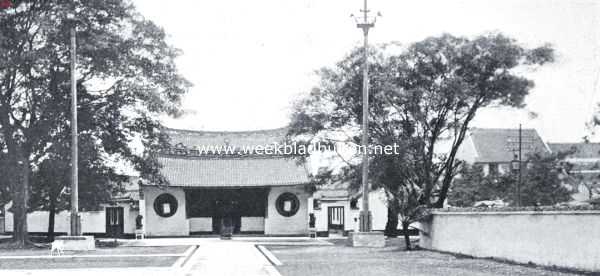 In en om Batavia en Weltevreden. Chineesche tempel To Peh Kong nabij Pasar Glodok, oud Batavia