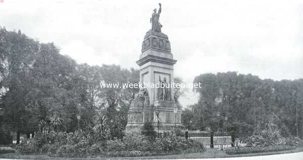 Oud- en Nieuw Den Haag. Het monument op Plein 1813 te 's Gravenhage