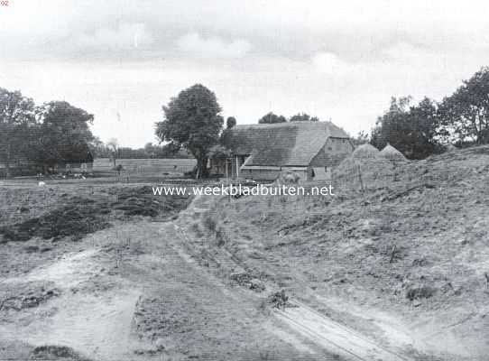 Drenthe, 1926, Zeegse, Omzwervingen in het oude landschap. Het heuvelachtig terrein, waarop Zeegse is gebouwd