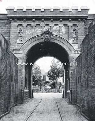 Noord-Holland, 1926, Naarden, Naarden's vestingwerken. De Utrechtsche Poort van 1877