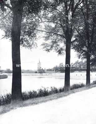 Noord-Holland, 1926, Naarden, Naarden's vestingwerken. De Binnenvestinggracht bij bastion Promers, gezien van den Bedekten Weg
