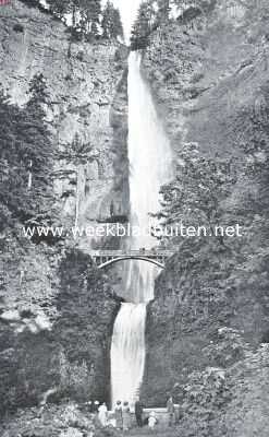 De Columbia River highway. De Multnomah Falls aan de Columbia River highway in Oregon