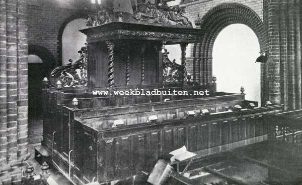 Groningen, 1927, Stedum, De kerk te Stedum. Heerenbank in de kerk te Stedum