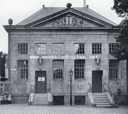 Zuid-Holland, 1927, Delft, Gemeentelijke Keuringsdienst in het oude Delft. De Vleeschhal te Delft