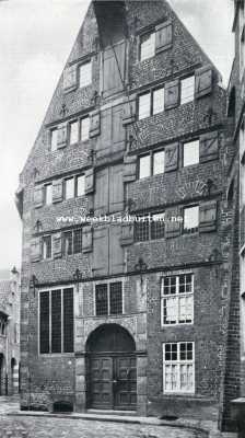 Duitsland, 1927, Bremen, De Bttcherstrasse te Bremen. Het Roselius-huis