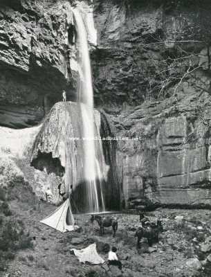 Amerika, 1927, Onbekend, De Altar-waterval in het Grand Canyon National Park