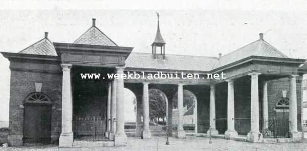 Noord-Brabant, 1927, Heusden, Heusden. De v.m. Hoofdwacht op de Vischmarkt