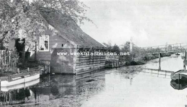 Noord-Holland, 1927, Amsterdam, Een landelijke idylle onder den rook van Amsterdam. De Vaarsloot langs den Hoofdwweg