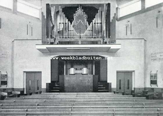 Zuid-Holland, 1927, Den Haag, De kerk van Christian Science te 's-Gravenhage. Gezicht op het spreekgestoelte en het orgel
