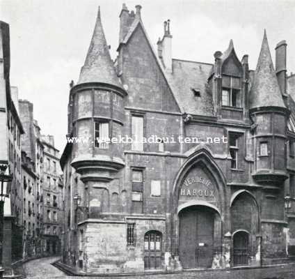 Frankrijk, 1927, Parijs, Le Marais en La Place des Vosges te Parijs. Het Htel de Sens