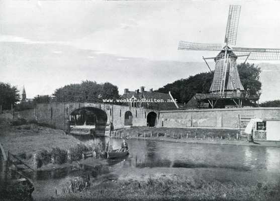 Friesland, 1928, West-Terschelling, Onder den Brandaris. Gezicht op West-Terschelling en de zee