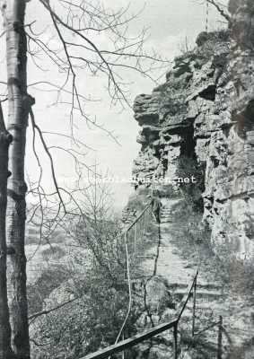 Luxemburg, 1928, Onbekend, Het Sauerdal bij Echternach. Kluizen op den Ernzerberg