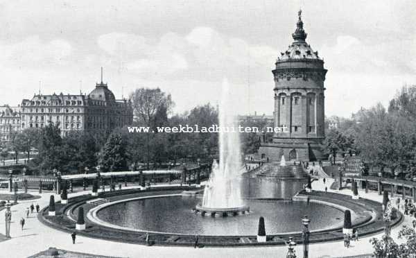 Het Heilige Duitsche Roomsche Rijk. Mannheim. Friedrichsplatz met Watertoren