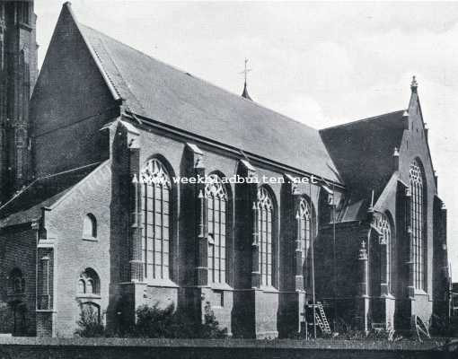 Noord-Brabant, 1928, Hilvarenbeek, Hilvarenbeek. St. Pieterskerk Zuidzijde (gerestaureerd)