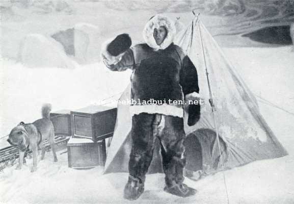 Onbekend, 1928, Onbekend, Expeditiereis naar de Ijsvelden van Groenland. Voor de met sneeuw gedichte tent