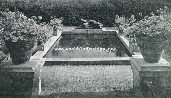 Zweden, 1929, Onbekend, ZWEEDSCHE TUINKUNST. VIJVER EN BEELD IN DEN TUIN VAN PROF. CARL MILLES