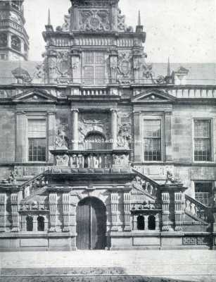 Zuid-Holland, 1929, Leiden, Het Raadhuis te Leiden. Middenfront en bordes