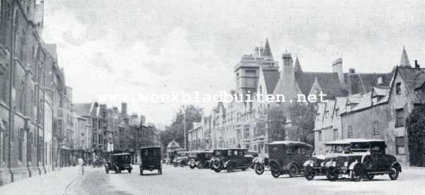 Engeland, 1929, Oxford, Een toerist in Oxford. Broadstreet. Aan de Rechterzijde ligt Balliol College