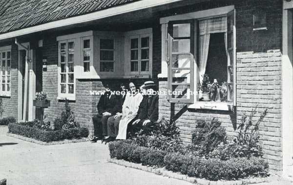 Noord-Holland, 1929, Amsterdam, Tuindorp Nieuwendam. 9. Huisjes voor ouden van dagen