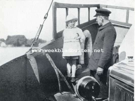 Onbekend, 1929, Onbekend, Kleine genoegens En vonden hem tenslotte in een technisch gesprek gewikkeld met Piet den chauffeur