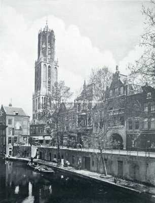 Utrecht, 1929, Utrecht, Gezicht van de Oude Gracht op den Domtoren te Utrecht