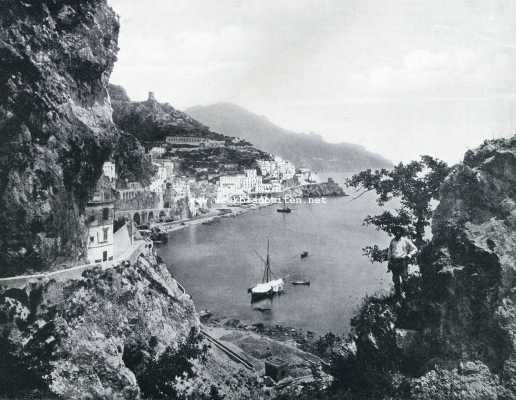 Amalfi. Gezicht op Amalfi