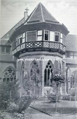 Duitsland, 1930, Maulbronn, Het Klooster Maulbronn. Het bronkapelletje in het Klooster Maulbronn
