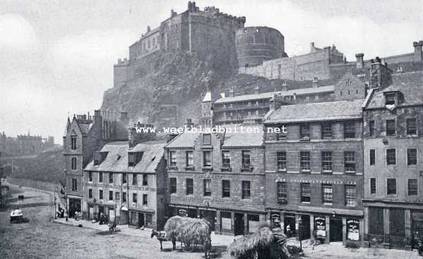 Schotland, 1930, Edinburgh, Edinburgh Castle. Hoog boven Edinburgh dreigt het kasteel