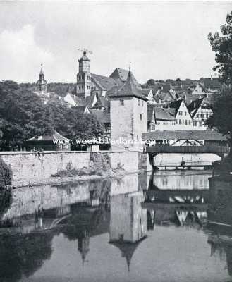 Hall in Wurttemberg. Sulfertoren met gezicht op het oude Hall