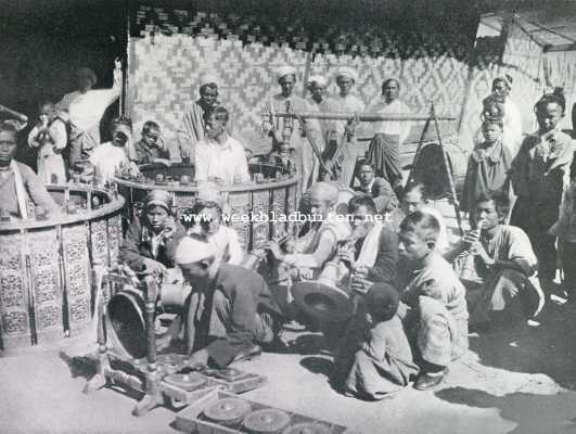 Onbekend, 1930, Onbekend, Beelden uit Siam. Burmaansch orkest op een tempelfeest