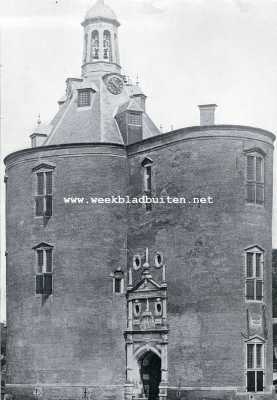 Noord-Holland, 1930, Enkhuizen, Het feestelijk afscheid van de Zuiderzee. De Drommedaris te Enkhuizen. Zeezijde