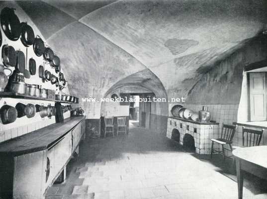 Noord-Brabant, 1930, Loon op Zand, Loon op Zand. Het Kasteel van Loon op Zand. De keuken