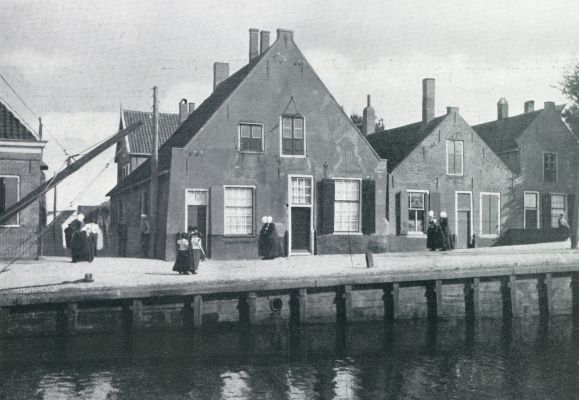 Utrecht, 1931, Spakenburg, UIT DEN FOTOWEDSTRIJD. ZONDAG IN SPAKENBURG