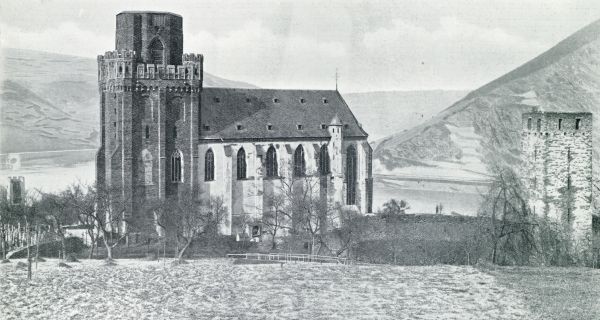 Duitsland, 1931, Oberwesel, OBERWESEL. DE ST. MAARTENSKERK EN FRAGMENTEN VAN DE VERDEDIGINGSWERKEN