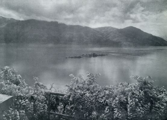 Zwitserland, 1931, Locarno, Locarno. Gezicht op het Lago Maggiore