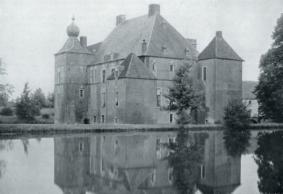 Gelderland, 1931, Vaassen, Naar den Cannenborg. De Cannenborg van het Noordwesten gezien